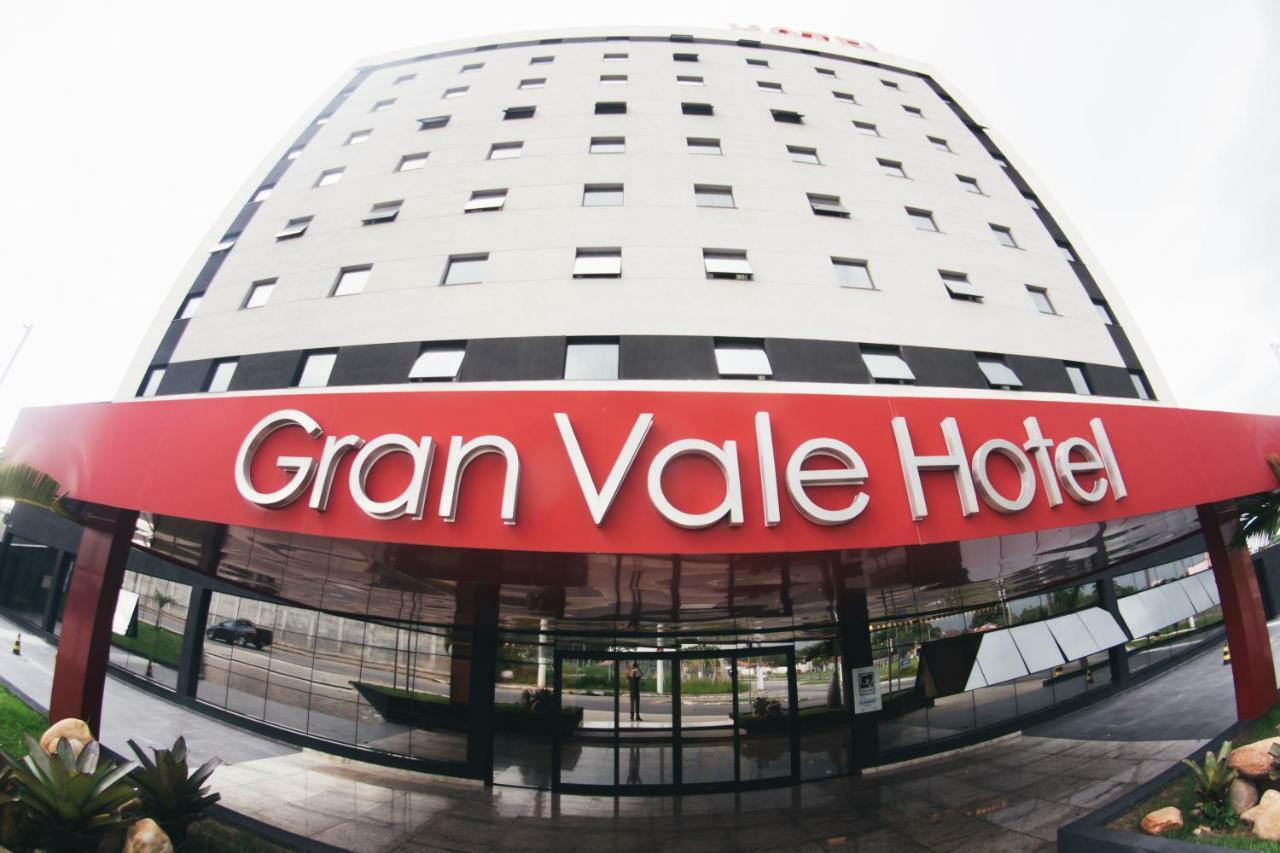 Summit Suites Hotel Cacapava Bagian luar foto