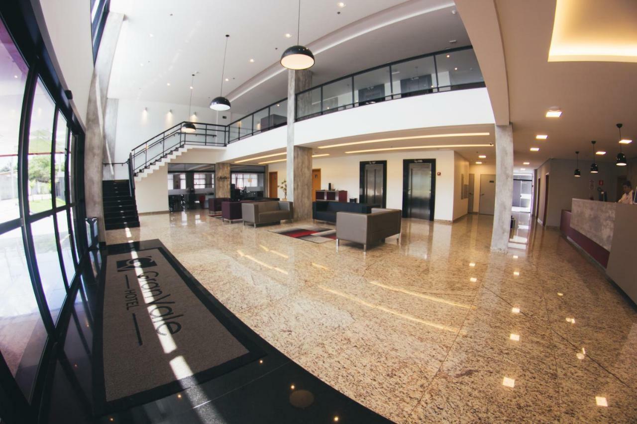 Summit Suites Hotel Cacapava Bagian luar foto