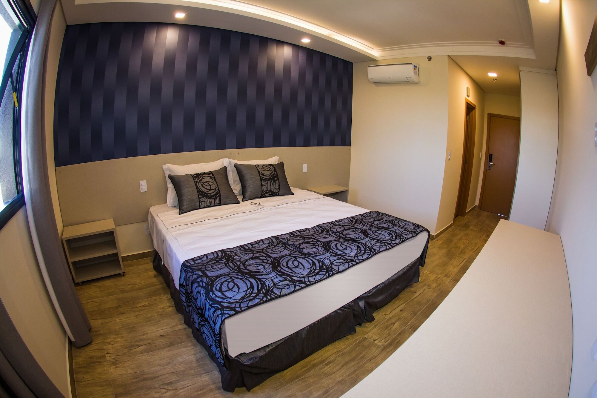 Summit Suites Hotel Cacapava Bagian luar foto